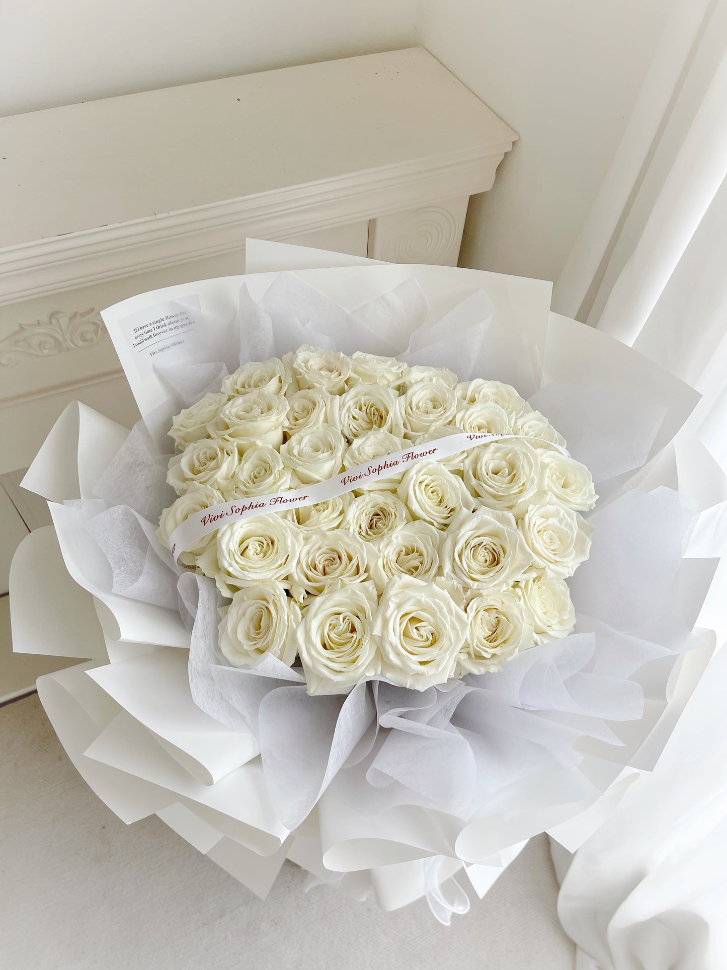 33 Ecudor Premium White Rose