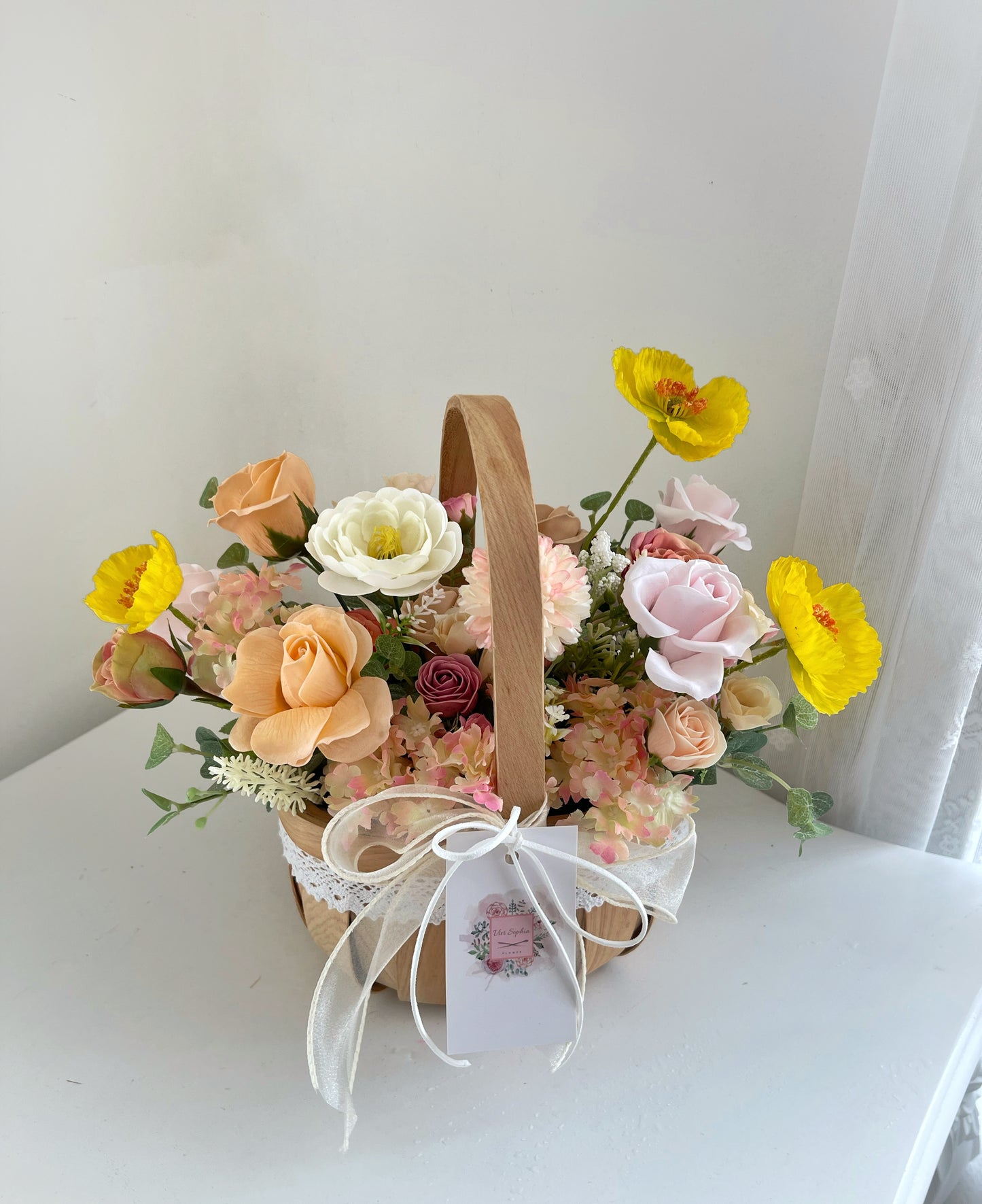 Grand opening table arrangement