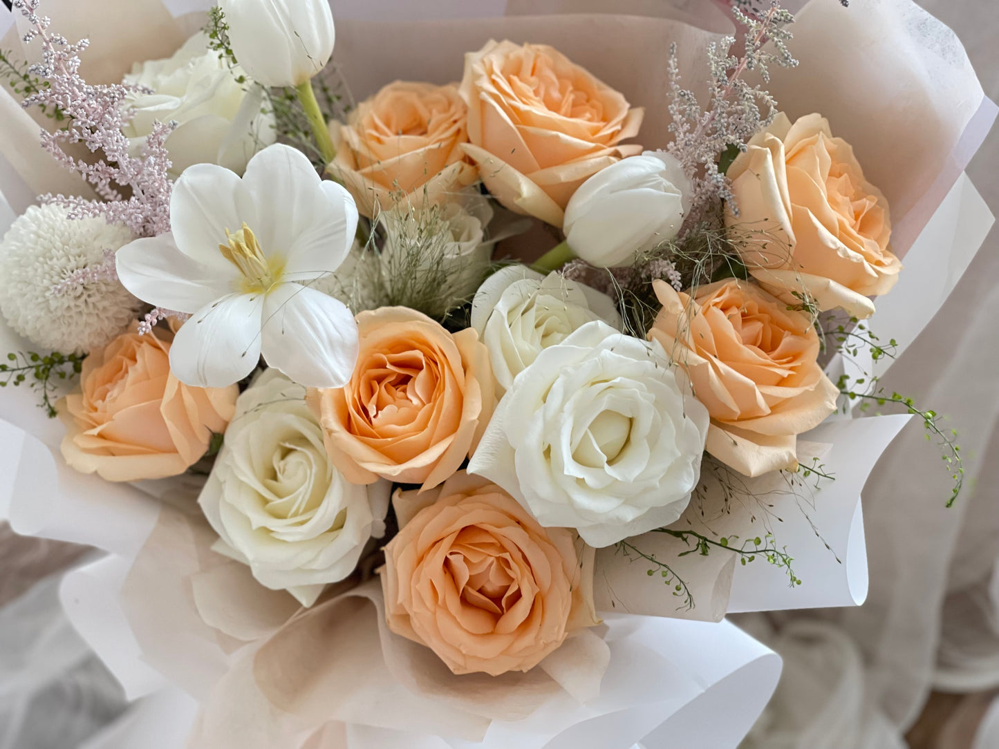 Mixture Champagne&white bouquet