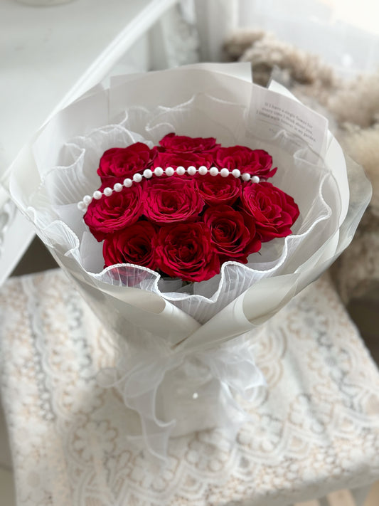 Red roses bouquet