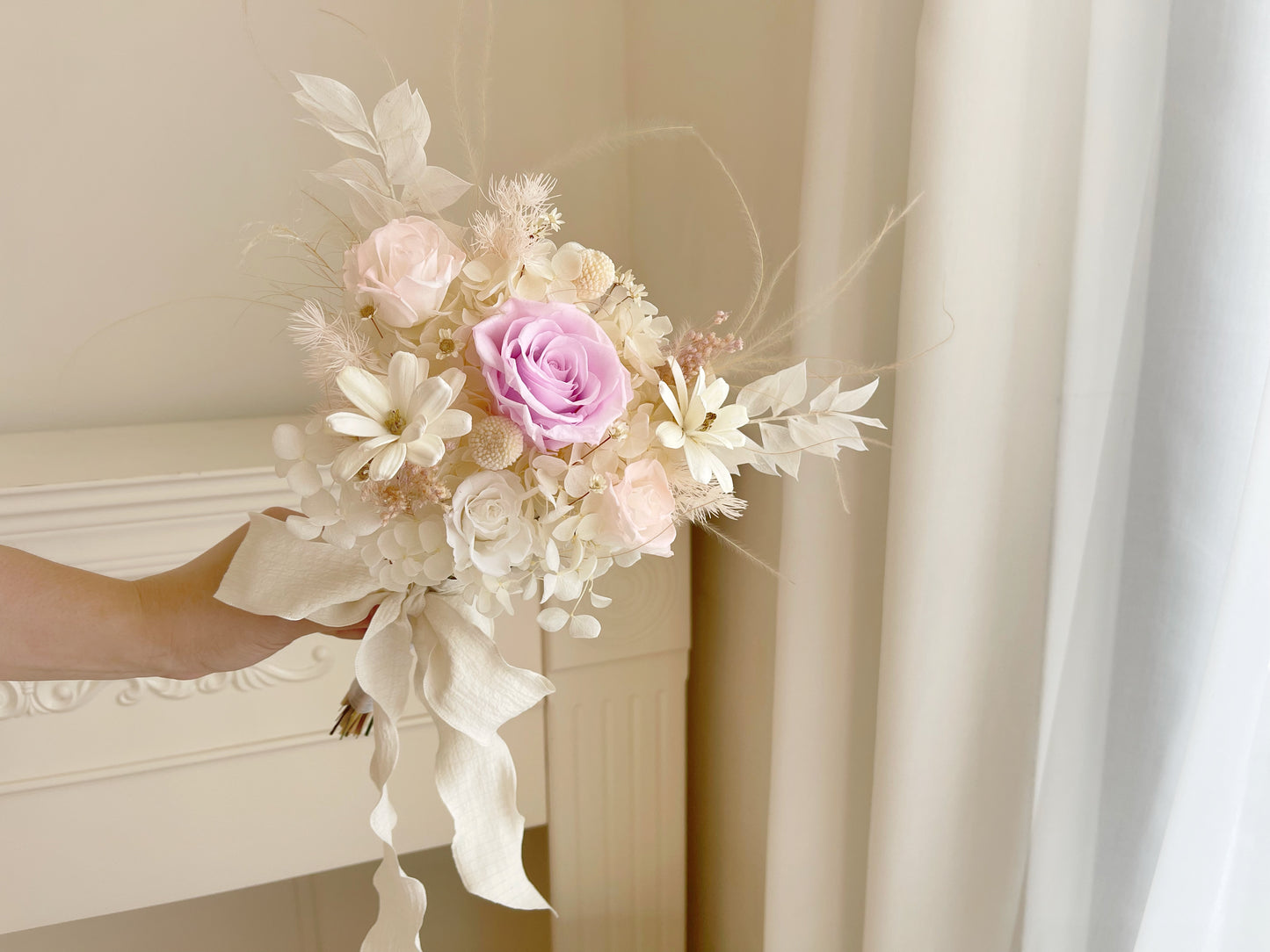 Bridal /ROM preserved bouquet