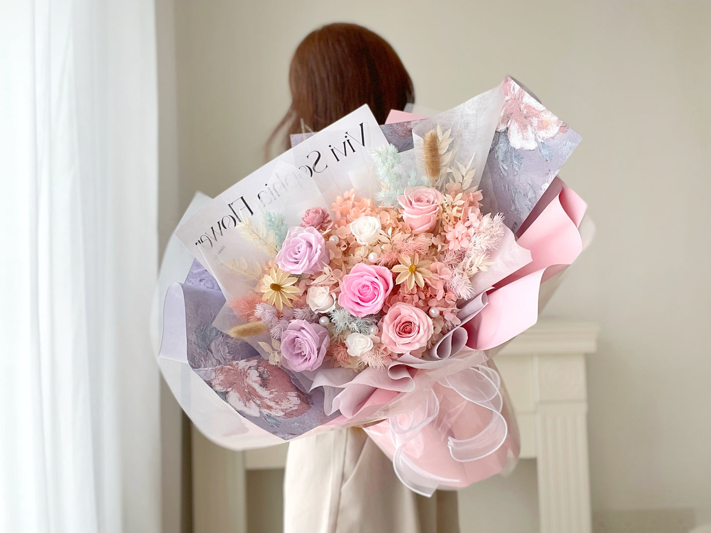 Preserved flower bouquet