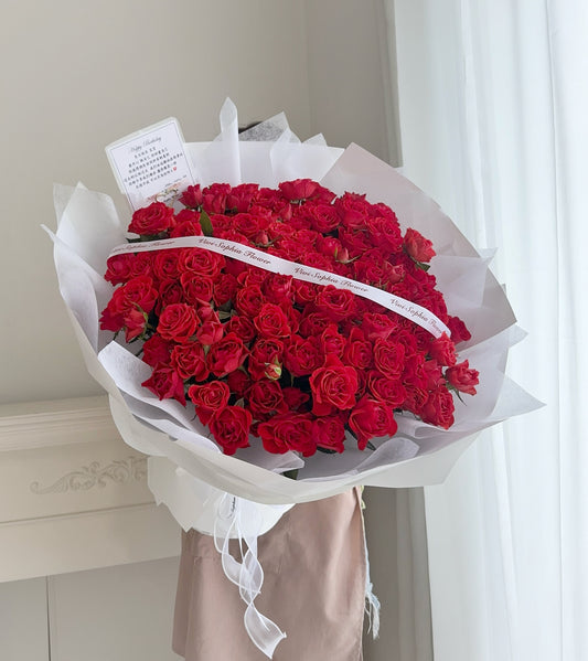 L size red rose spray